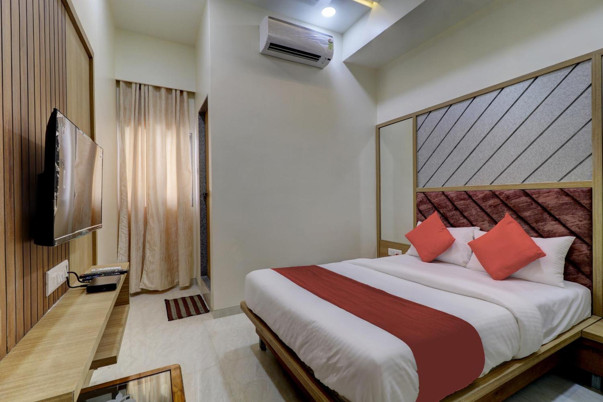 Victory Inn Turambhe Luaran gambar